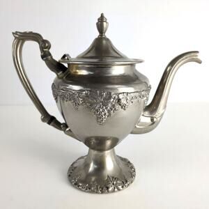 Vtg 1930s Continental Silver Co Grape Pattern Silverplate Tea Coffee Pot Pitcher